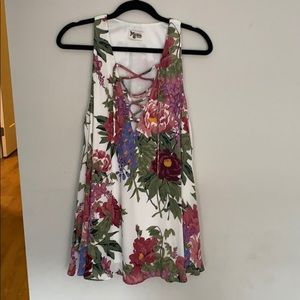 Cute sundress with low V size M